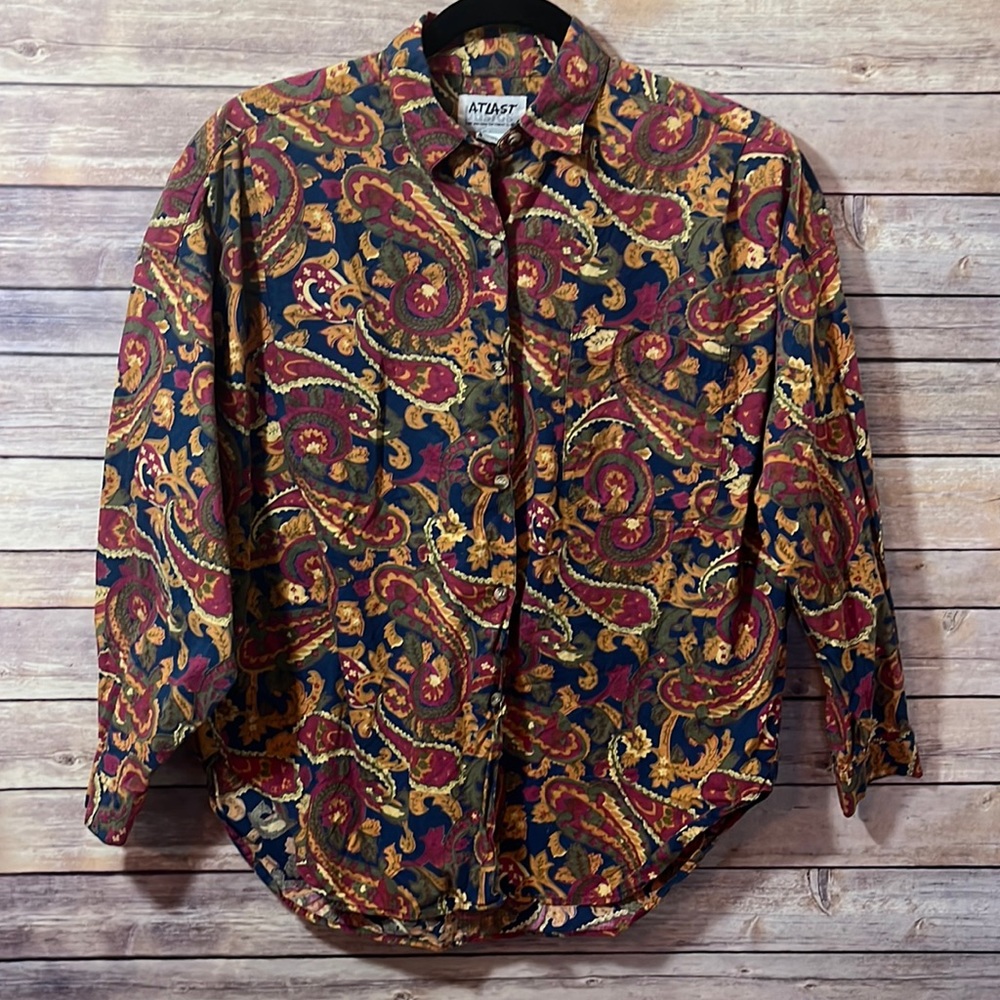 ⭐️ At Last Basics Vintage Button Front Top Size Medium Paisley Print B1